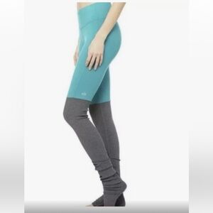 Alo leggings size medium teal goddess leggings